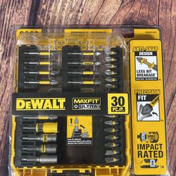 DEWALT Maxfit Ultra 30 Piece Set