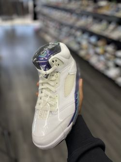 Retro 5 Grape 