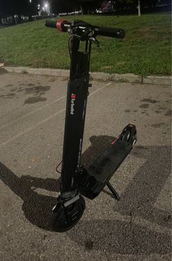 TurboAnt Electric Scooter V8 DOUBLE BATTERY for Long range 50 miles  $285 OBO