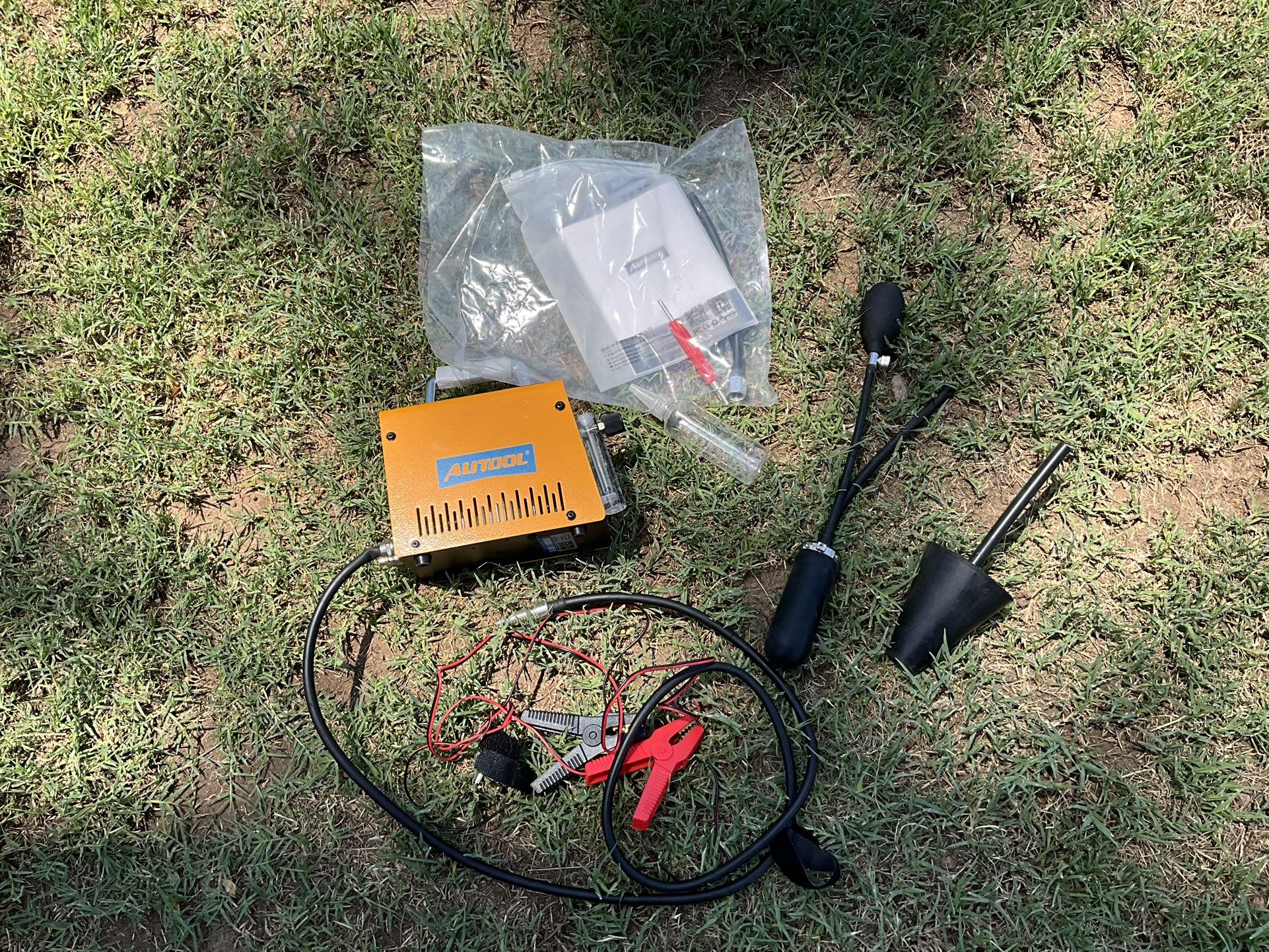 Smoke Machine Automotive Diagnostic Leak Detector