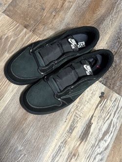 Travis Low Black Pahantom