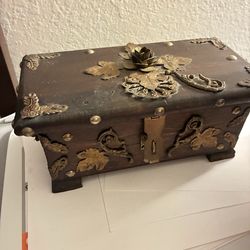 Vintage Jewelry accessories