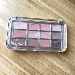 ESPOIR Eye Core Palette Posh Coral 12-Pan Eye Shadow