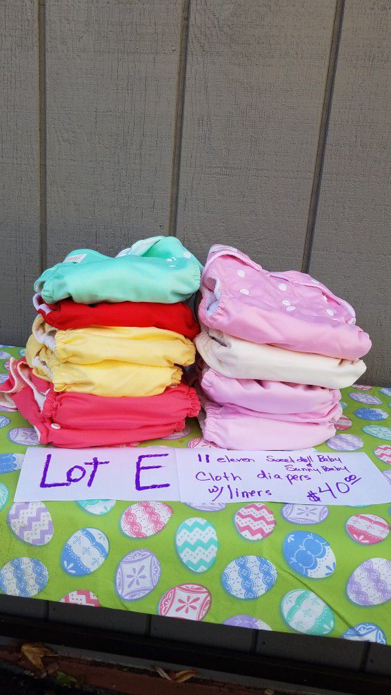 Eleven Cloth Diapers W/Liners 