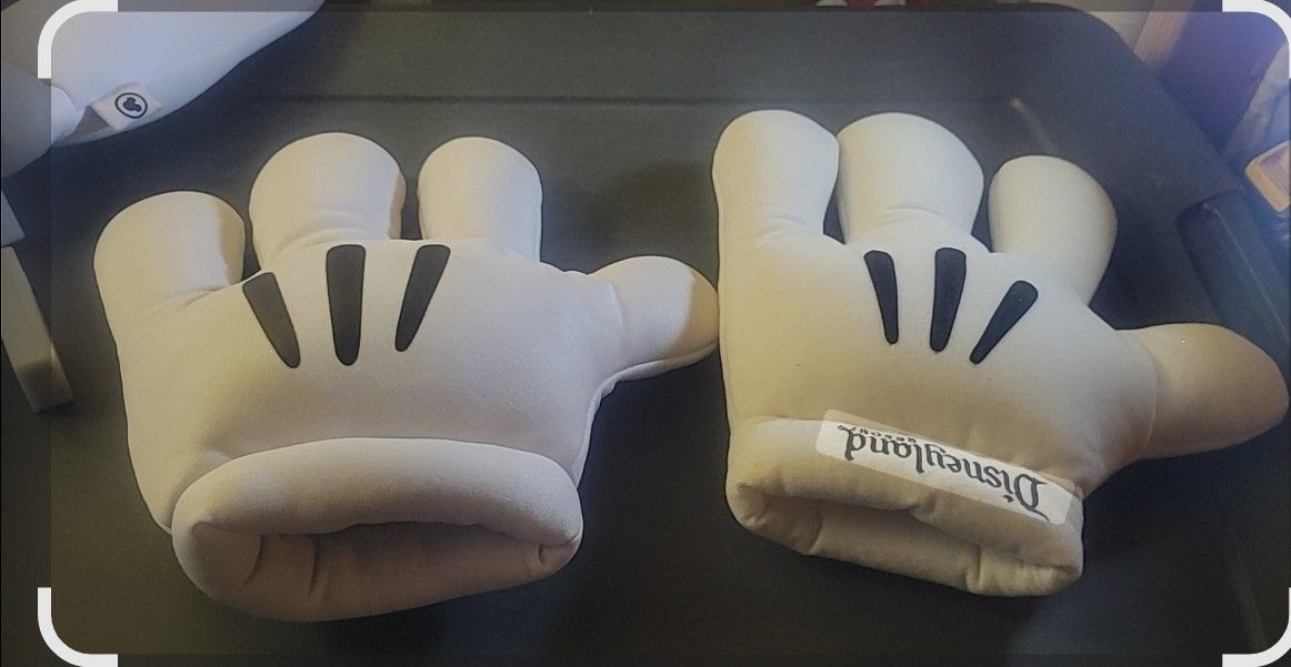Mickey Mouse Hand Glove 