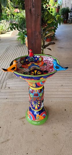 Tall Talavera Green Rim Birdbath. Clay Pots, Planters. Pottery $120 cada una.