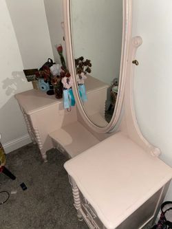 Antique Makeup Vanity