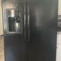 Fridgerator… Double Door Fridge .. Excellent Condition , Quick Sale. Spacious Freezer , And Sections