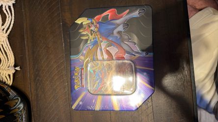 Pokémon TCG Zacian Collector Tin