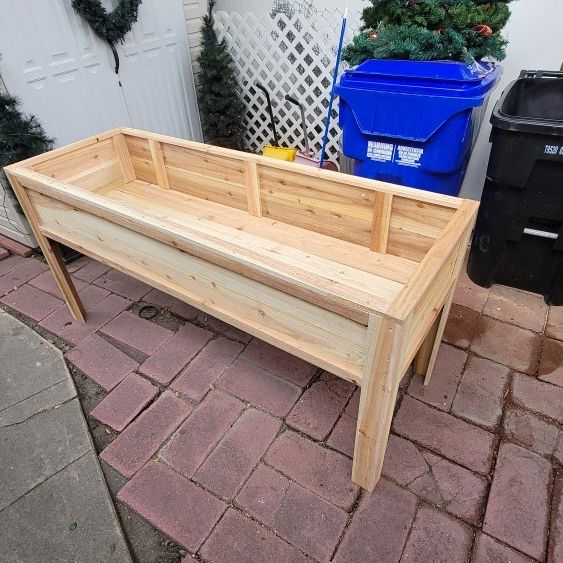 Cedar Raised Planter Boxs In Stock (Check Description)