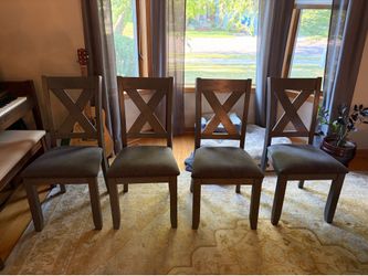 4 Dining chairs