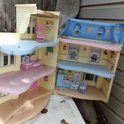Doll House 