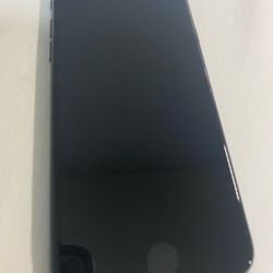 iPhone 7 - 32gb - Very Good Condition