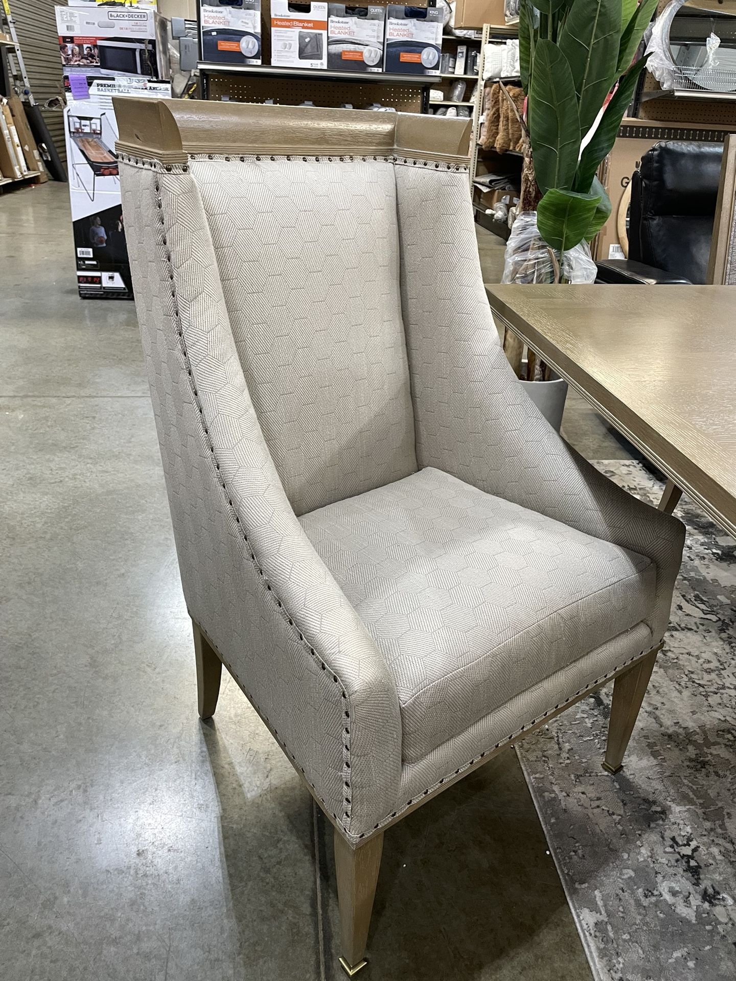 Edinburg 7 Piece Dining Set for Sale in Visalia, CA OfferUp