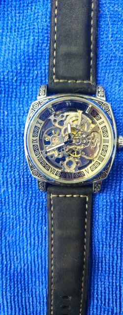 Mechanical Classic Vintage Skeleton Self-Winding Men's Watch Leather Strap