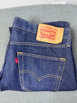 Levi’s 501 Blue Jeans (34x32)
