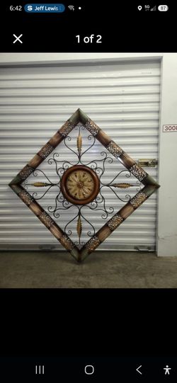 Multi-Color Metal Scroll Home Wall Decor Indoor/Outdoo