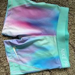 Girls Nike Pros size Medium