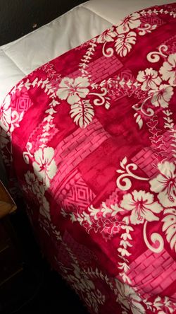 HAWAIIAN Design Wraparound beach wear.