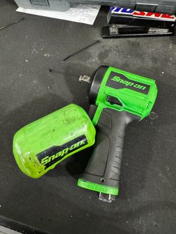 Snap on 1/2 impact gun