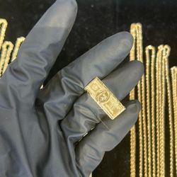 10kt Gold 100$ Ring 0980