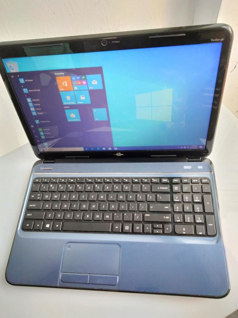 15 Inch HP Laptop AMD 8GB 500GB Windows 10