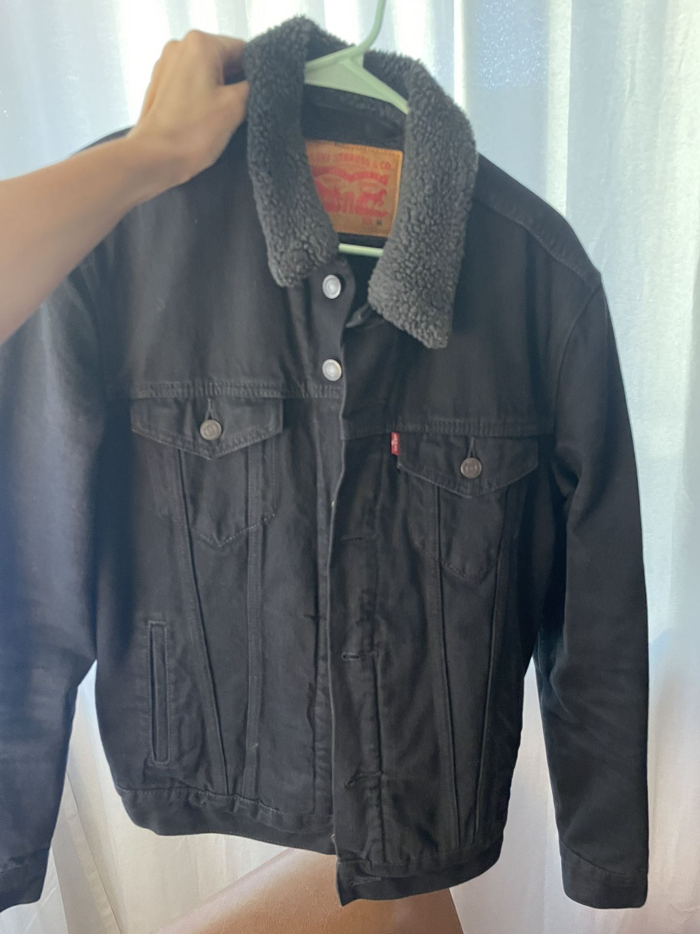 Men’s Levi’s Sherpa Lined Trucker Jacket 