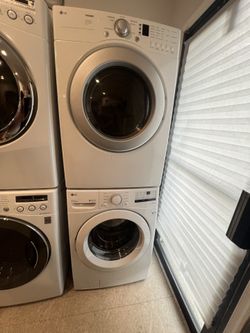 LG Washer And dryer sets 