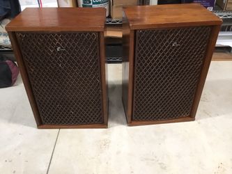 Classic Sansui SP-2500 Speakers