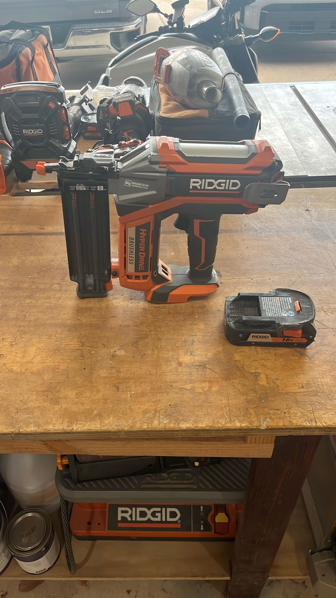 Ridgid 18 Gauge Brad Nailer