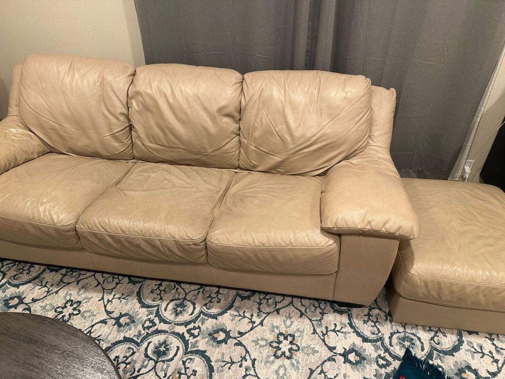 Itallian Leather Cream Sofa Set Pet Free Smoke Free Home