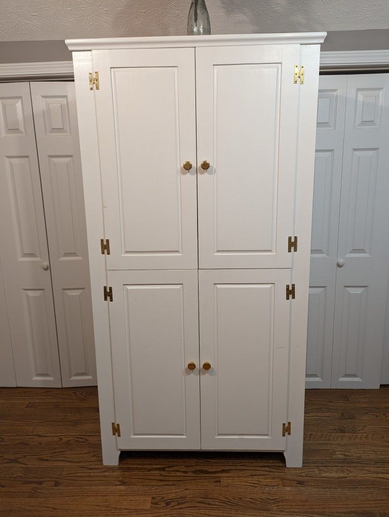 Armoire