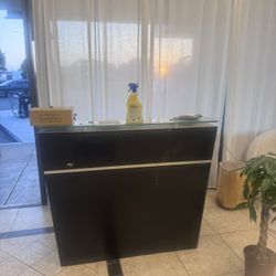 Front desk for free