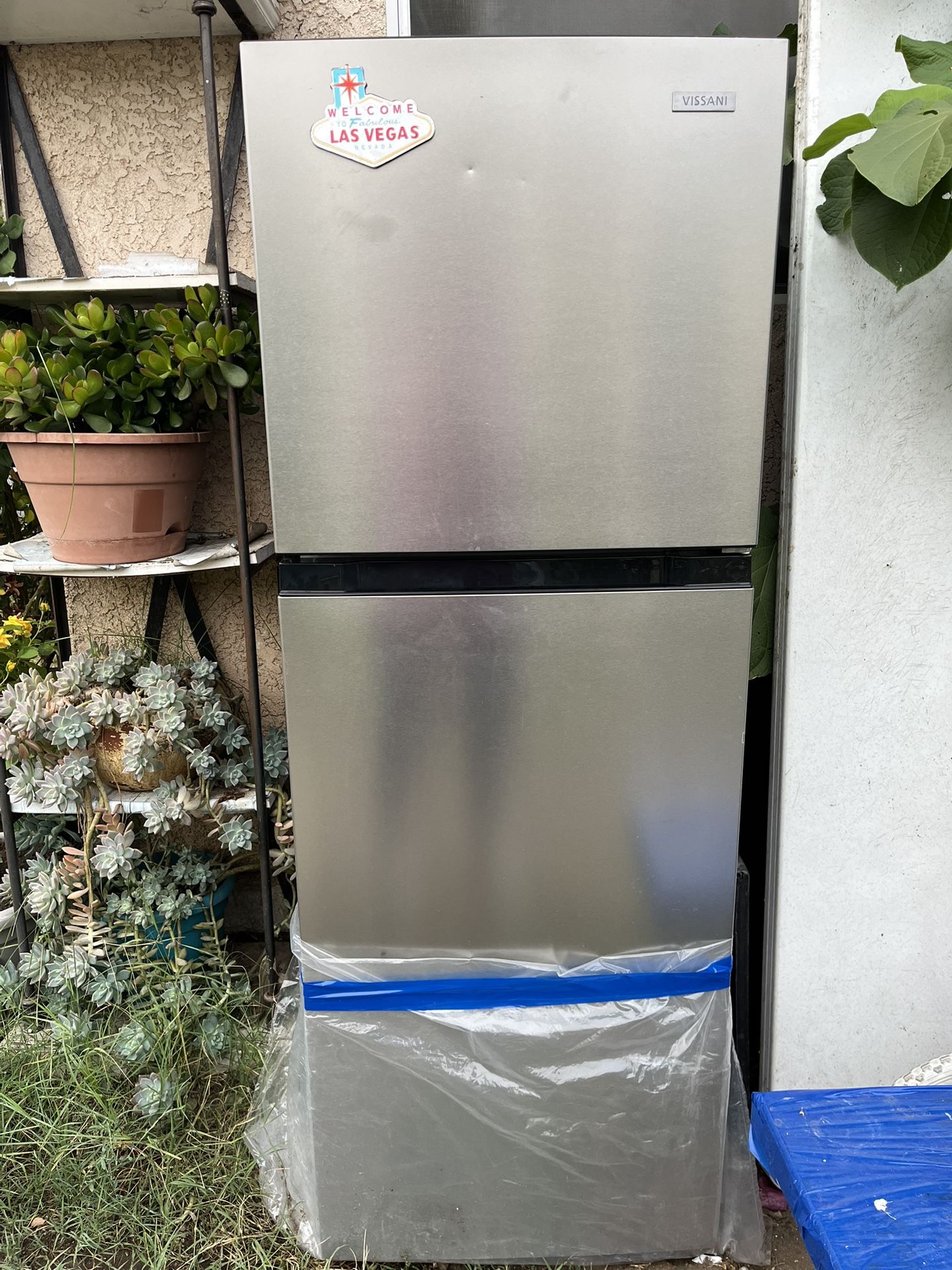 Vissani Refrigerated