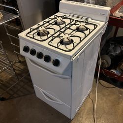 24 Inch Apartment Size Gas Stove Installed