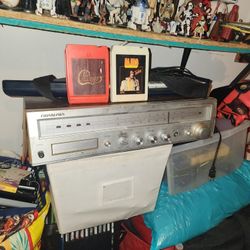 Soundesign 8 Track Player Radio am and Fm 