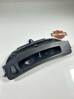 2018 Harley Touring Electra Glide Front Fairing Air Duct  29200038. FREE SHIPPING. SM9KNT0427