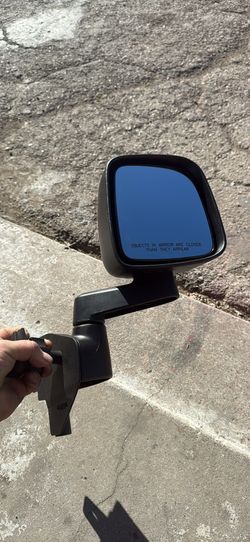 Jeep Wrangler and Gladiators from the years 1994 to 2002. Passenger side