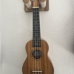 Wooden Ukulele 