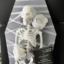 Halloween Skeleton Coffin Wall Decor – Floral Gothic Style for use In-Out