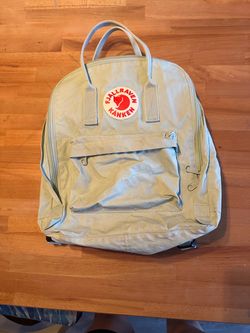 Fjällräven Kånken Backpack Light green