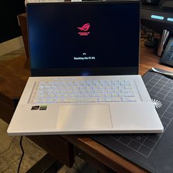 ASUS ROG Zephyrus G15 Laptop (White)