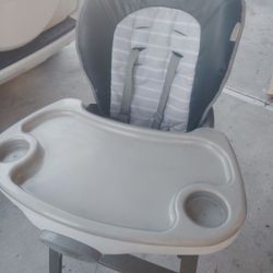 Silla Para Bebe Ingenuity De Madera 