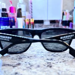 Burberry Men’s Polarized Glasses