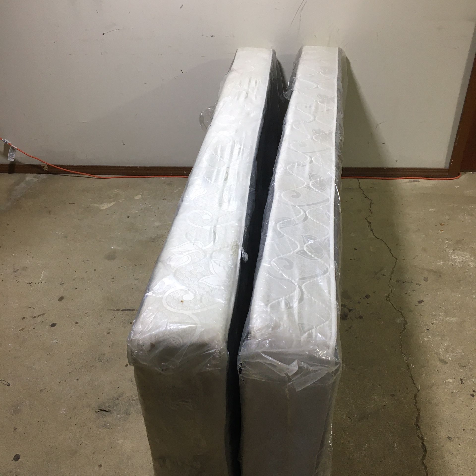 New split Queen size Boxspring / Foundation