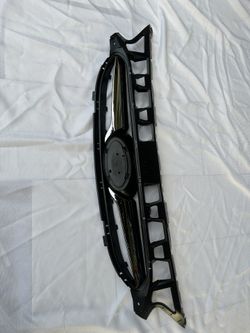 Hyundai accent grill year 2012 to 2014 chrome black