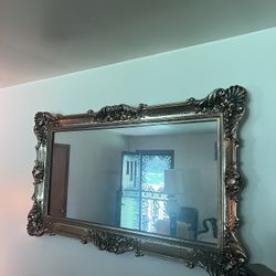 Elegant Victorian Gold Wall Mirror – Vintage, Excellent Condition  