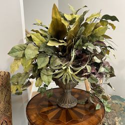 Large Floral in Urn 30”h x 33”w Smoke free household
