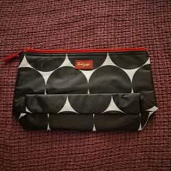 Thirty One Insulated Zipper Pouch