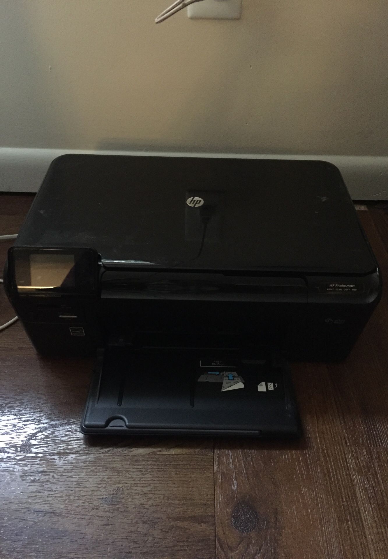 HP Photosmart D110 Series Printer with Color Cartridge